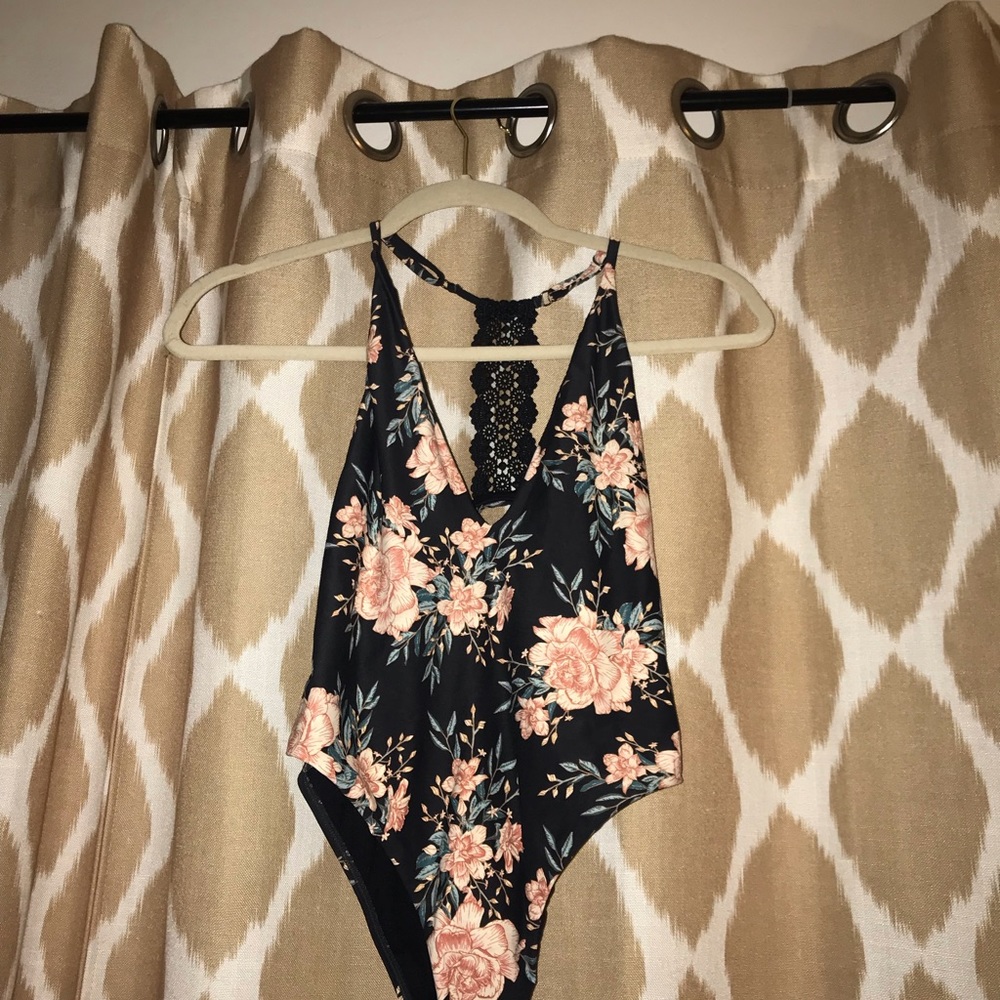 Billabong floral one piece